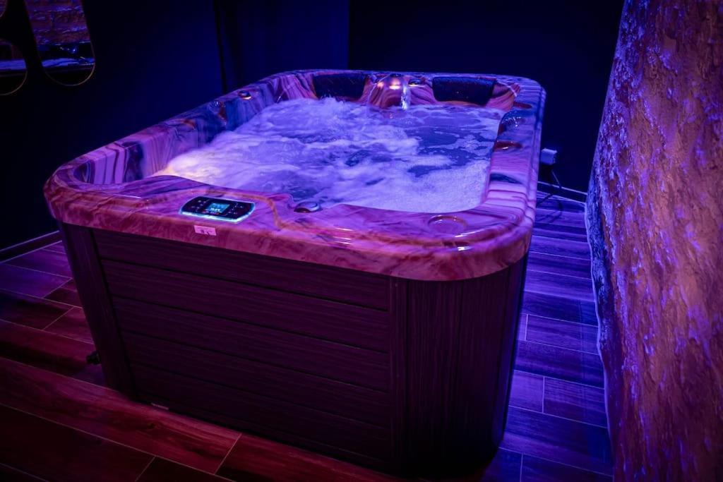 Love Room Spa Privatif Villefranche-sur-Saône Kültér fotó